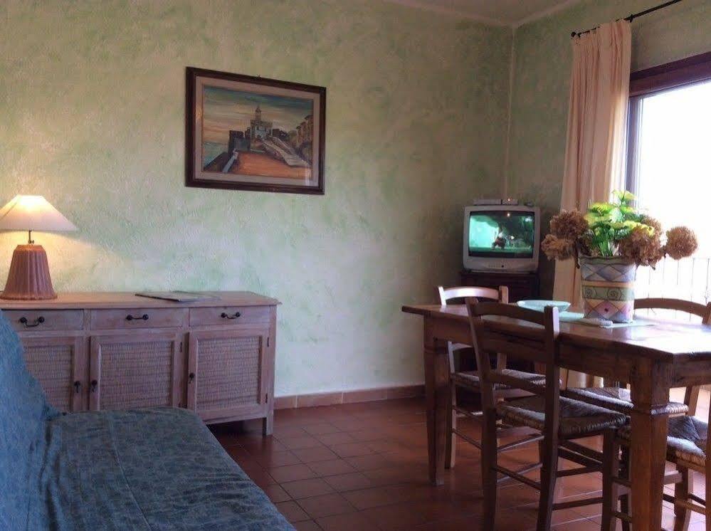 Appartamenti Le Gemme Palau Extérieur photo
